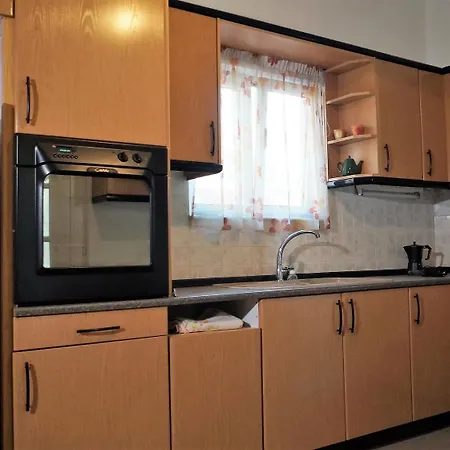 With 3 Bedrooms In Akoumia, With Wonderful Mountain View, Fu Apartment